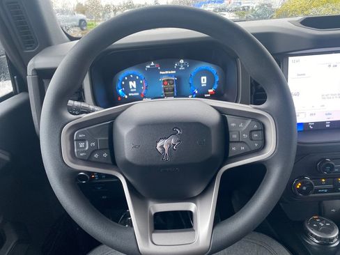New 2025 Ford Bronco 2-Door image 17