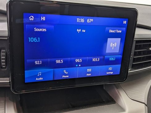 Certified 2022 Ford Explorer XLT w/ Equipment Group 202A image 25