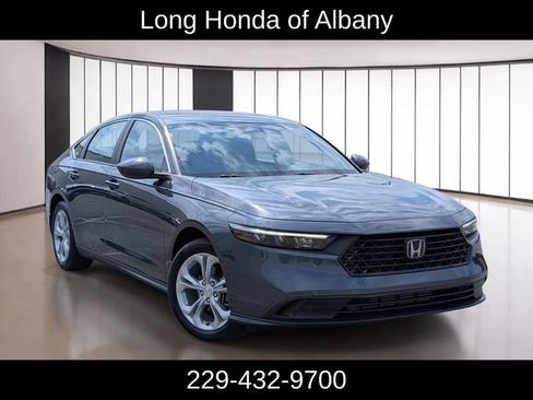 Used 2023 Honda Accord LX image 3