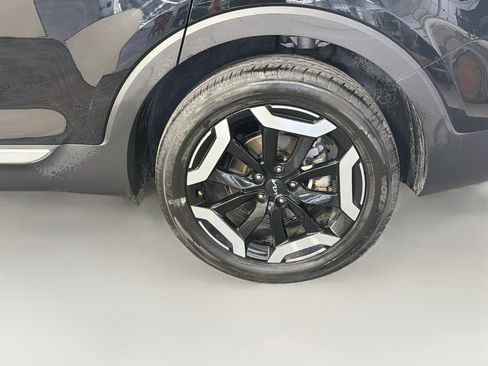 Used 2025 Kia Telluride S FWD image 11