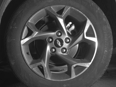 Used 2025 Chevrolet Trax LT FWD image 14