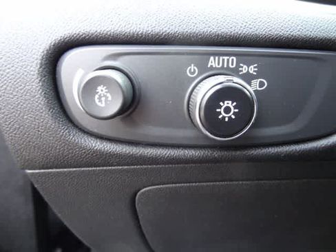 Used 2023 Chevrolet Malibu LT FWD image 15