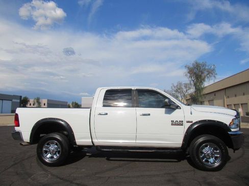 Used 2014 RAM 2500 SLT w/ Protection Group AWD/4WD image 5