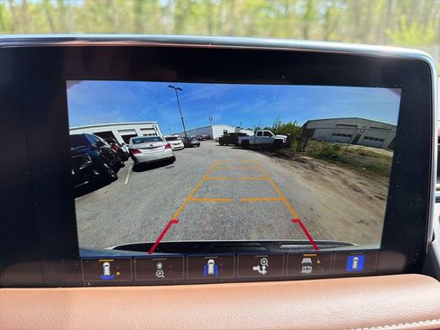 Used 2023 Chevrolet Tahoe High Country image 19