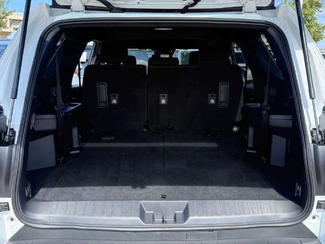 Used 2026 Toyota 4Runner SR5 AWD/4WD image 30