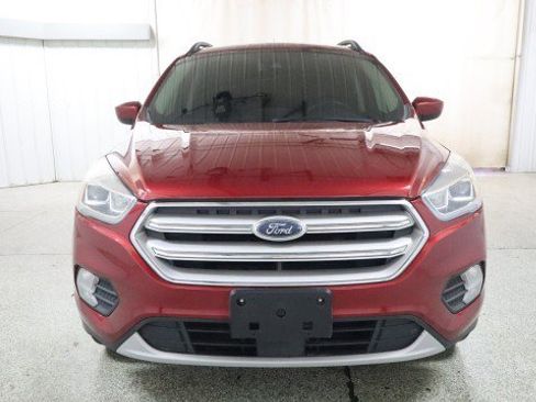 Used 2019 Ford Escape SEL image 7