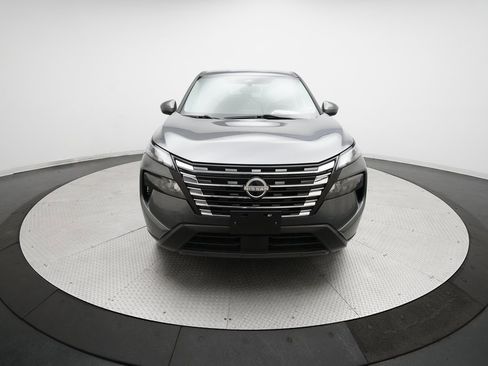 Certified 2024 Nissan Rogue SV image 11