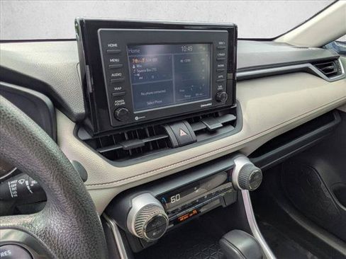 Used 2020 Toyota RAV4 XLE AWD/4WD image 14