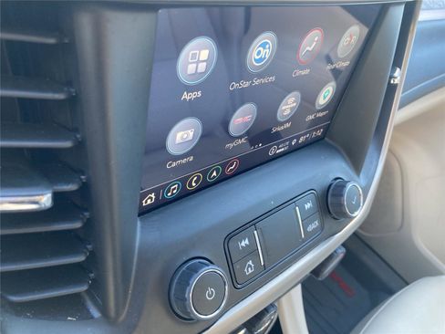 Used 2023 GMC Acadia Denali w/ Denali Ultimate Package image 13