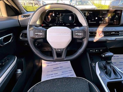 Used 2025 Kia K4 GT-Line w/ GT-Line Sunroof Package FWD image 8