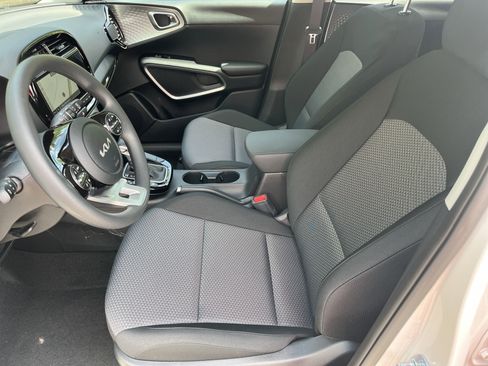 New 2025 Kia Soul S image 17