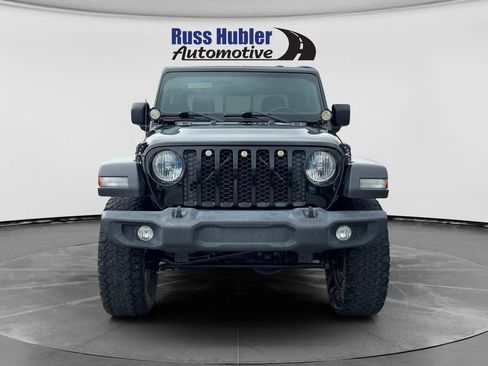 Used 2020 Jeep Gladiator Sport w/ Quick Order Package 24S AWD/4WD image 10