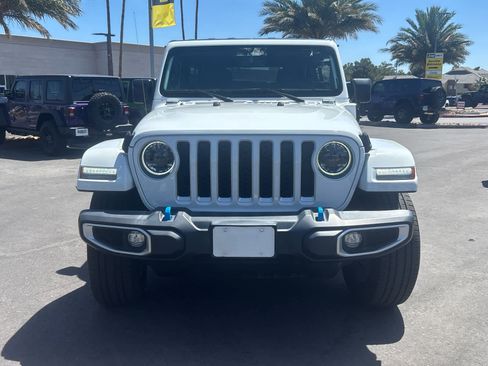 Used 2023 Jeep Wrangler Sahara image 4