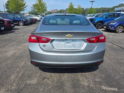 Used 2023 Chevrolet Malibu LT FWD image 3