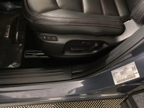 Used 2023 MAZDA CX-5 Carbon Edition image 16