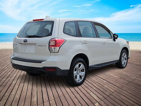 Used 2018 Subaru Forester 2.5i AWD/4WD image 4