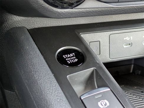 New 2026 Nissan Kicks SV w/ SV Premium Package image 28