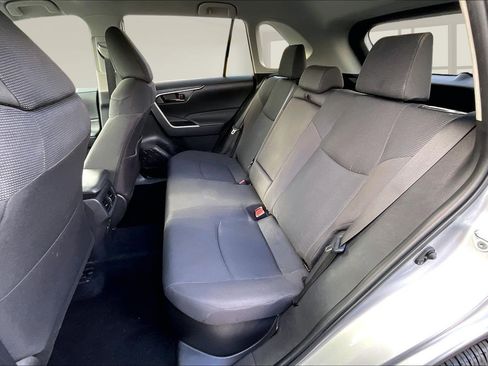 Used 2024 Toyota RAV4 LE image 22