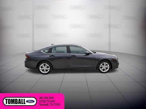 Used 2025 Honda Accord LX image 9