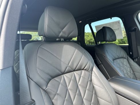 New 2026 BMW X5 M60i image 28