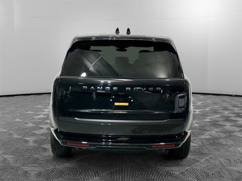 New 2026 Land Rover Range Rover SE image 4