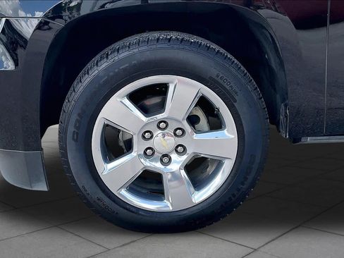 Used 2018 Chevrolet Tahoe LT RWD image 11