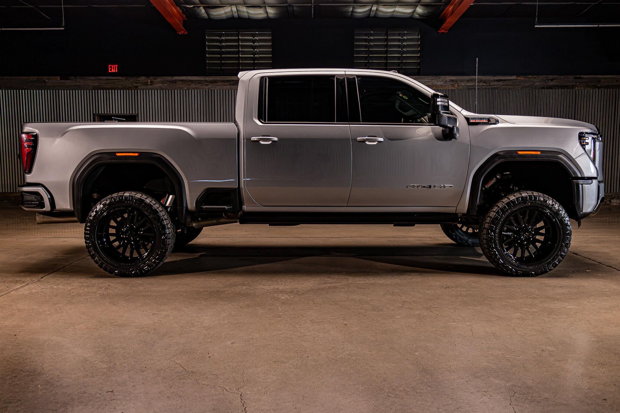 Used 2026 GMC Sierra 3500 AT4 w/ AT4 Premium Plus Package AWD/4WD image 11