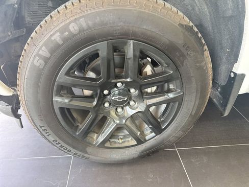 Used 2021 Chevrolet Silverado 1500 Custom w/ Rally Edition image 6