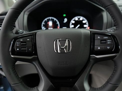 New 2026 Honda Odyssey Touring image 23
