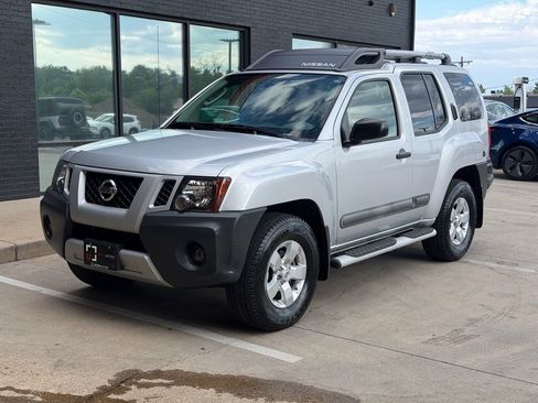Used 2011 Nissan Xterra S w/ 4X4 Value Package image 14