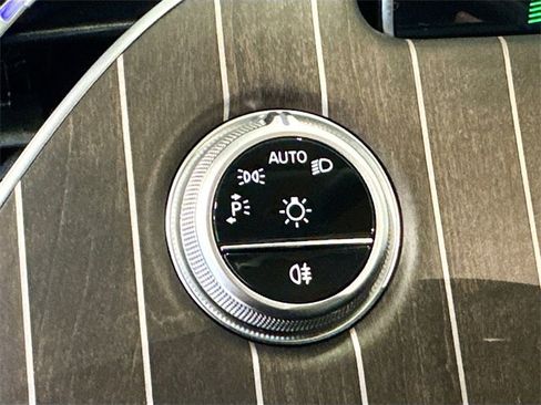 Certified 2025 Mercedes-Benz E 350 4MATIC Sedan image 10