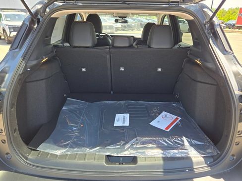 Used 2026 Nissan Kicks SR AWD/4WD image 14