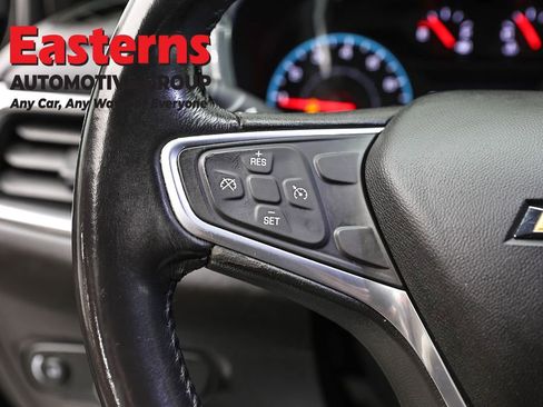 Used 2018 Chevrolet Equinox LT image 15