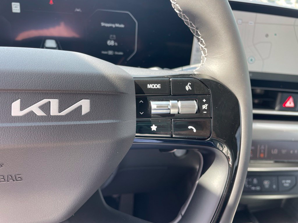 New 2027 Kia Carnival SX FWD image 29