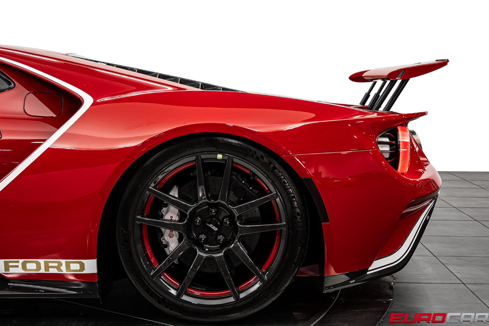 Used 2022 Ford GT Heritage Edition RWD image 24