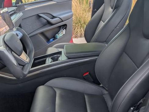 Used 2022 Tesla Model X Plaid AWD/4WD image 3