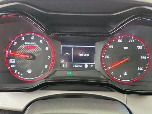 Used 2024 Chevrolet Trax RS w/ Sunroof Package FWD image 27