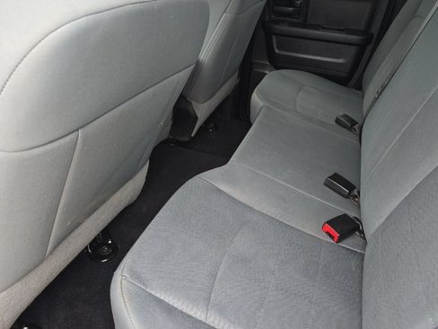 Used 2019 RAM 1500 Express AWD/4WD image 9