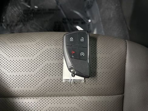 Used 2024 Chevrolet Colorado ZR2 w/ ZR2 Convenience Package III image 38