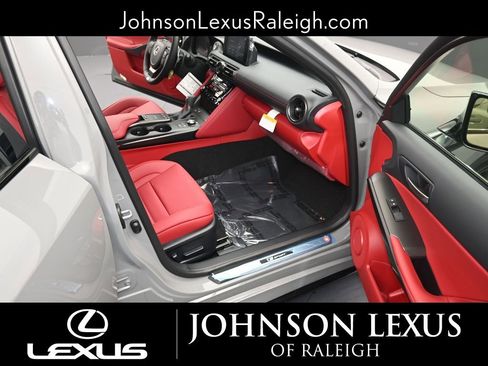 Certified 2025 Lexus IS 350 F Sport image 14