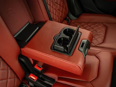 Used 2023 Audi SQ8 Prestige image 42