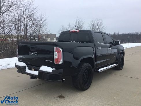 Used 2020 GMC Canyon Denali image 3