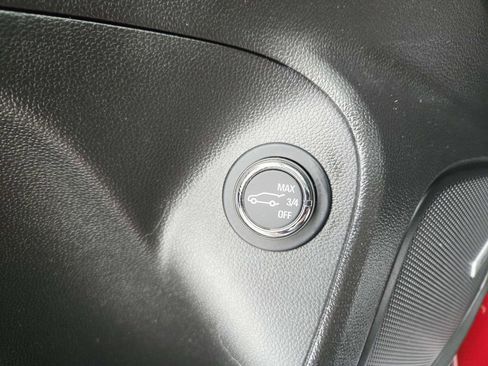 Used 2024 Buick Encore GX Avenir w/ Avenir Technology Package FWD image 33