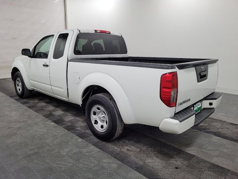 Used 2019 Nissan Frontier S image 3