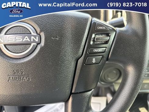 Used 2025 Nissan Frontier SV RWD image 23