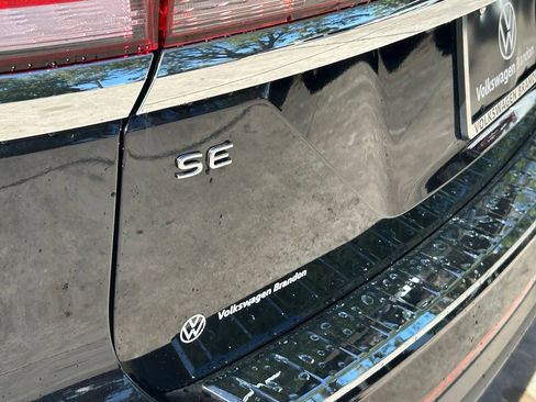 New 2026 Volkswagen Atlas SE FWD image 28