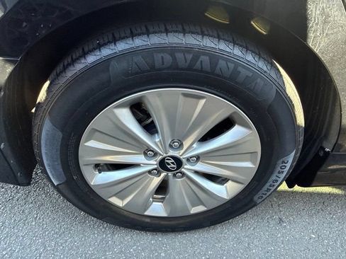Used 2019 Hyundai Sonata SE FWD image 6