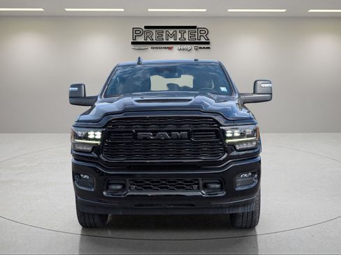 New 2024 RAM 2500 Limited image 2