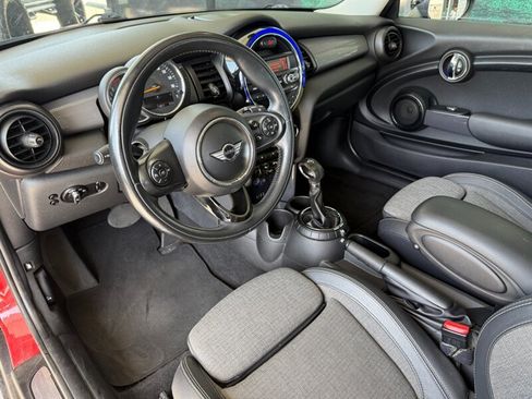 Used 2014 MINI Cooper 2-Door Hardtop FWD image 17