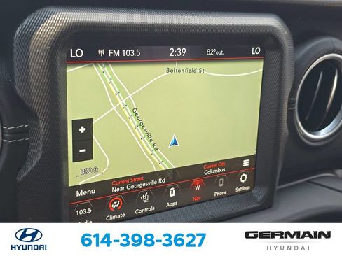 Used 2021 Jeep Wrangler Unlimited Sahara w/ Cold Weather Group AWD/4WD image 30